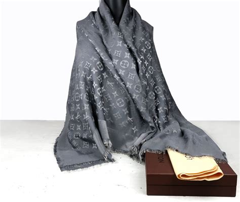 louis vuitton sjaal echt of nep|louis vuitton shawls.